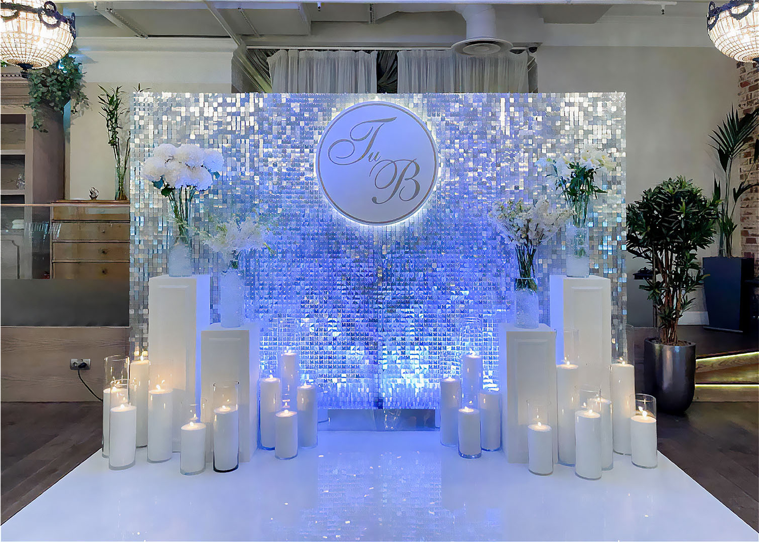 Оформление свадебной фотозоны